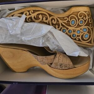 Stuart Weitzman Elegant Cork and Wood Wedge Sandals Size 9.5